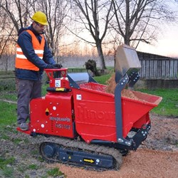 Tombereau sur chenilles HS 1200 lors du chargement