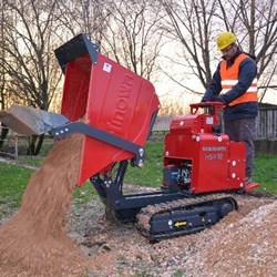 Tombereau sur chenilles HS 1200 lorsque la charge bascule